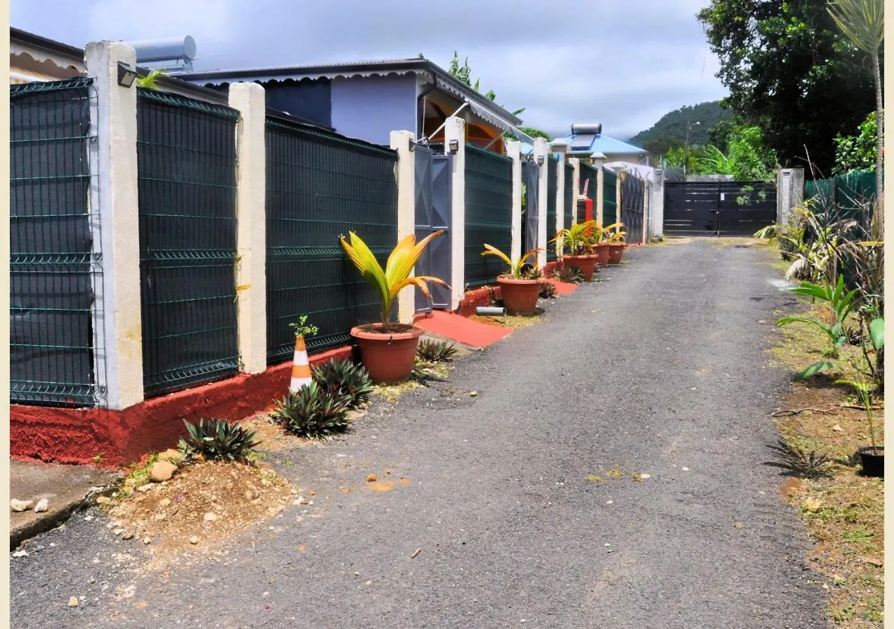 Maison Bel'O Kado-Charme Creole Capesterre-Belle-Eau 0*,  Guadeloupe
